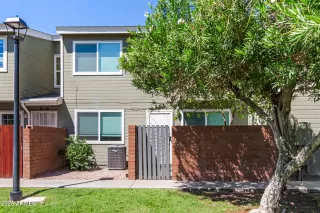 Photo #1: 6912915 Listing