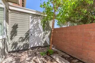 Photo #6: 6912915 Listing