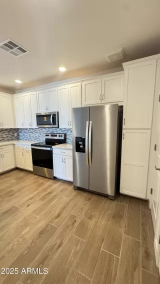 Photo #4: 6912963 Listing 