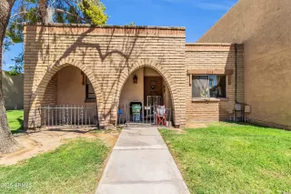 More Details about MLS # 6913161 : 2128 E DUNBAR DRIVE