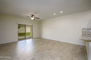 Photo #3: 6913288 Listing