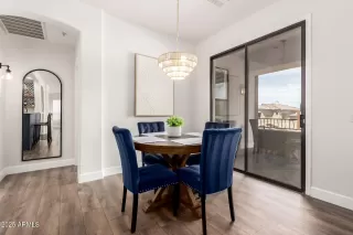 Photo #5: 6913431 Listing