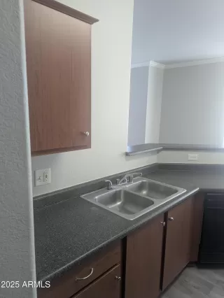 Photo #5: 6913614 Listing 