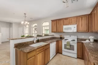 Photo #6: 6913691 Listing 