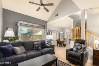 Photo #2: 6914023 Listing 