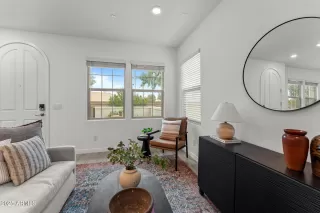 Photo #3: 6914713 Listing