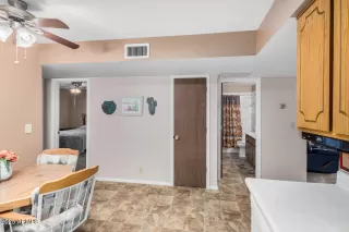 Photo #2: 6914781 Listing 