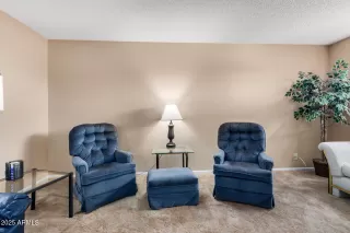 Photo #6: 6914781 Listing 