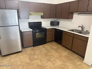 Photo #2: 6914832 Listing