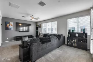 Photo #3: 6914854 Listing 