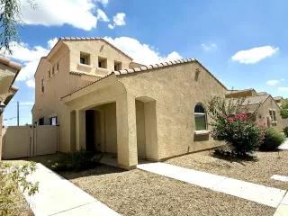 Photo #2: 6914862 Listing 