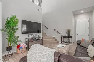 Photo #4: 6914862 Listing 