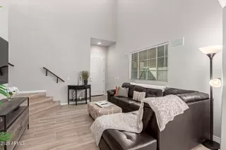 Photo #6: 6914862 Listing 