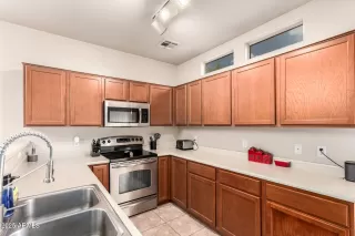 Photo #6: 6914923 Listing 