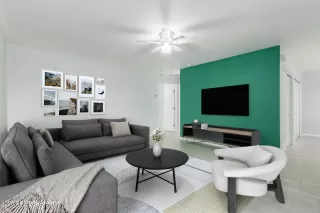 Photo #5: 6915085 Listing