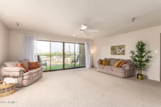 Photo #6: 6915168 Listing