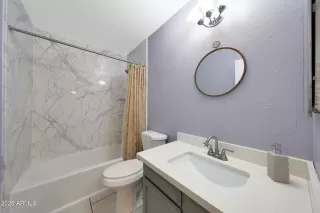 Photo #6: 6915340 Listing