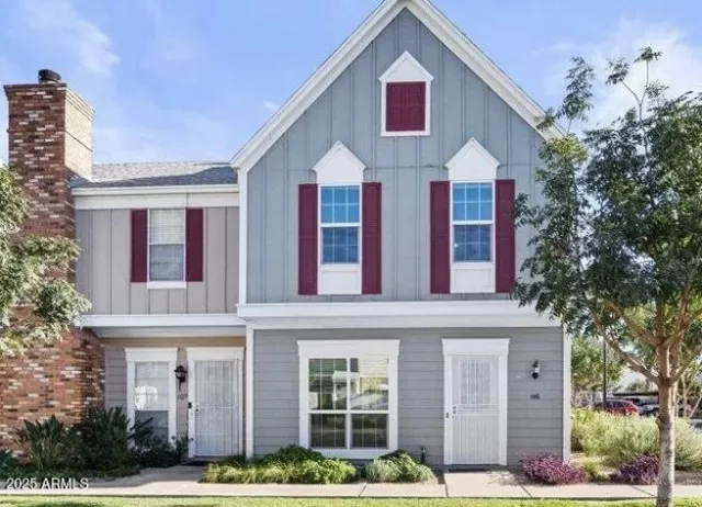 MLS: 6915390 Condo For Sale