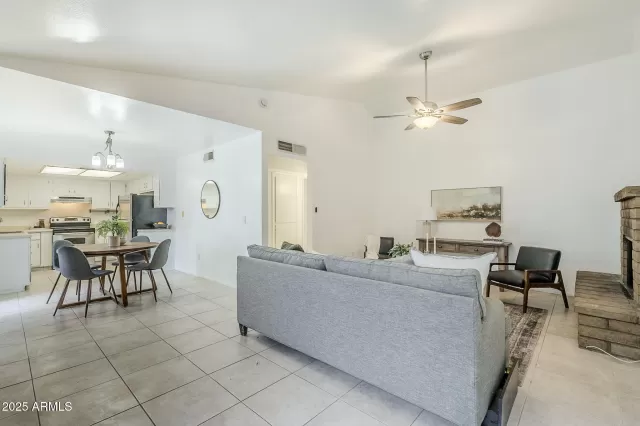MLS: 6915435 Condo For Sale