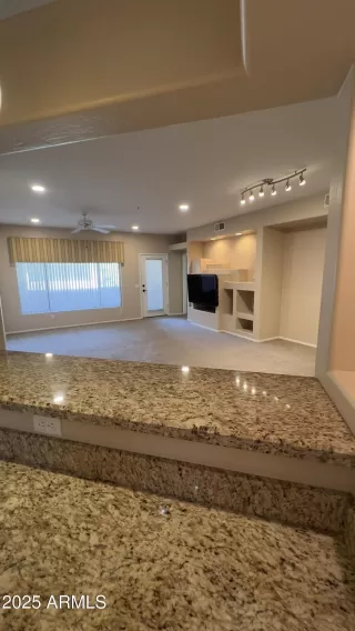 Photo #1: 6915744 Listing 