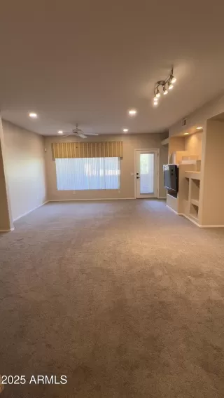 Photo #2: 6915744 Listing 