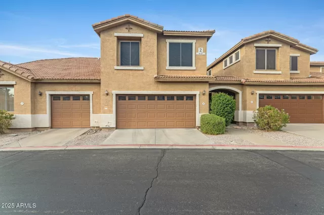 MLS: 6915769 Condo For Sale