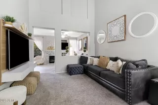 Photo #4: 6915769 Listing 