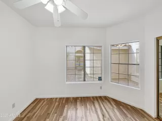 Photo #4: 6915775 Listing 