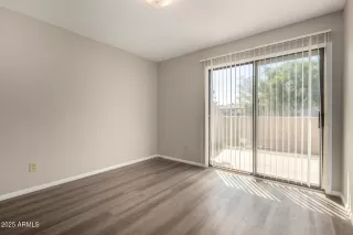 Photo #3: 6915860 Listing 