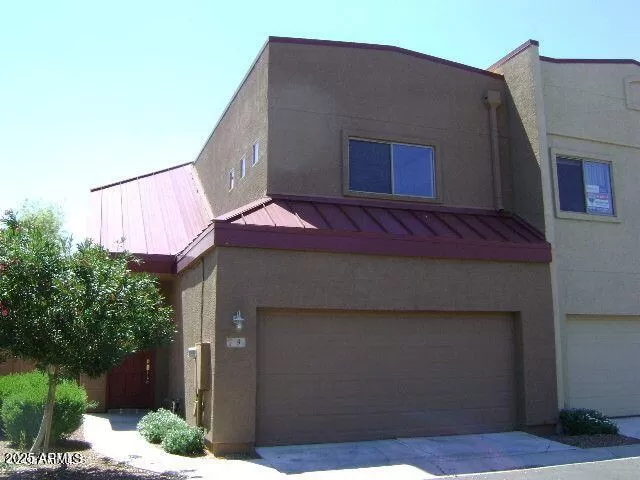 MLS: 6915920 Condo For Sale
