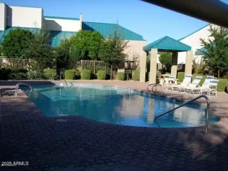 Photo #2: 6915920 Listing 