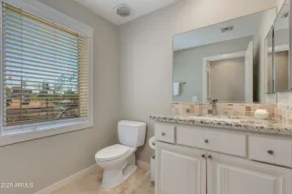 Photo #6: 6915929 Listing 