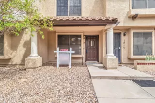 Photo #1: 6915981 Listing 