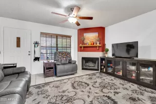 Photo #3: 6915981 Listing 