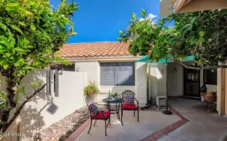 Photo #5: 6916004 Listing