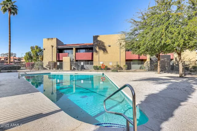 MLS: 6916081 Condo For Sale