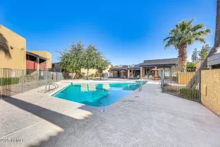 Photo #1: 6916081 Listing 