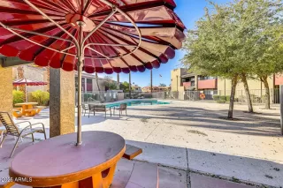 Photo #2: 6916081 Listing 