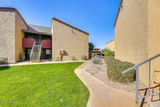 Photo #3: 6916081 Listing 