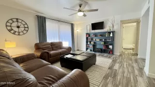 Photo #6: 6916081 Listing 
