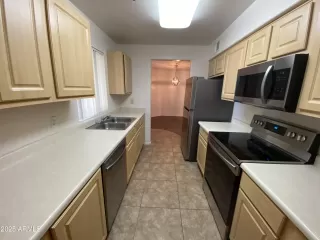 Photo #3: 6916259 Listing 