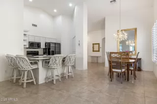 Photo #4: 6916330 Listing 