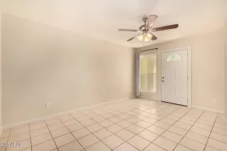 Photo #6: 6916469 Listing 