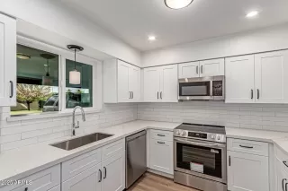 Photo #2: 6916551 Listing