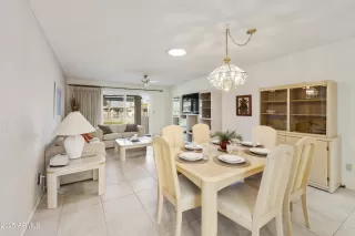 Photo #2: 6917075 Listing