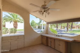 Photo #6: 6917157 Listing 