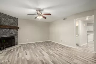 Photo #5: 6917179 Listing 