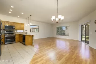 Photo #3: 6917488 Listing