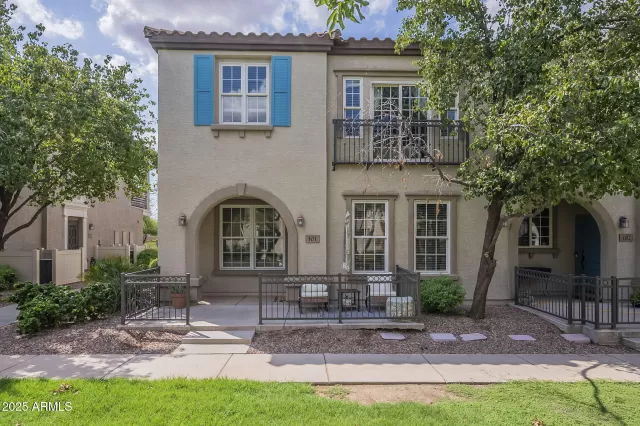 MLS: 6917959 Condo For Sale