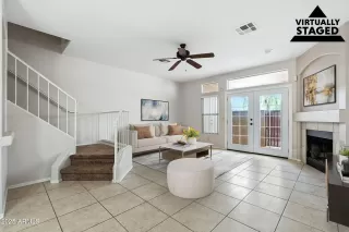 Photo #2: 6917978 Listing 